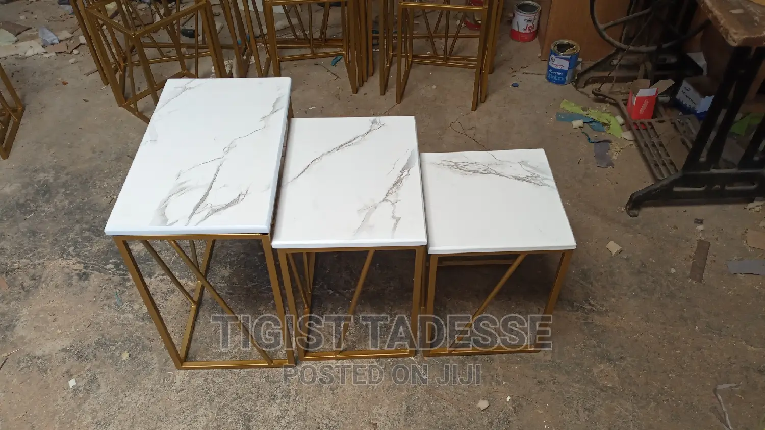 Coffee Table With 3 Set