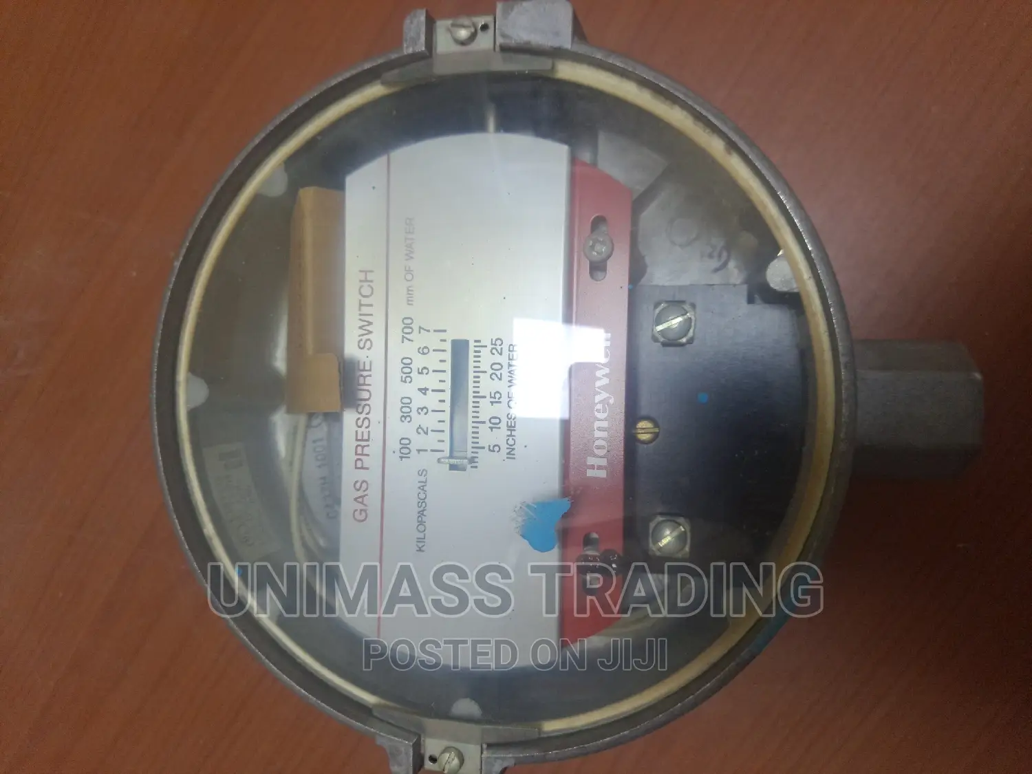 Honey Well Gas Pressure Switch Up to 7kpa or 700mm H20
