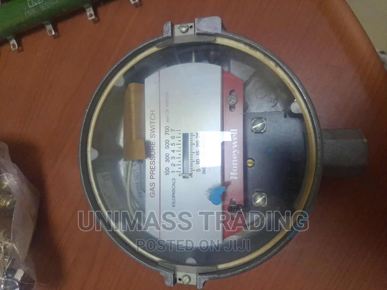 Honey Well Gas Pressure Switch Up to 7kpa or 700mm H20