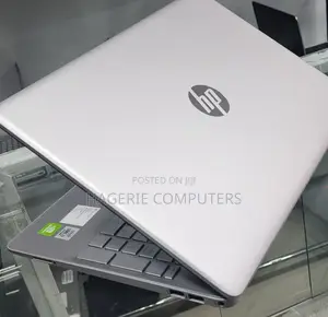 New Laptop HP Stream Notebook 8GB Intel Core I7 HDD 1T