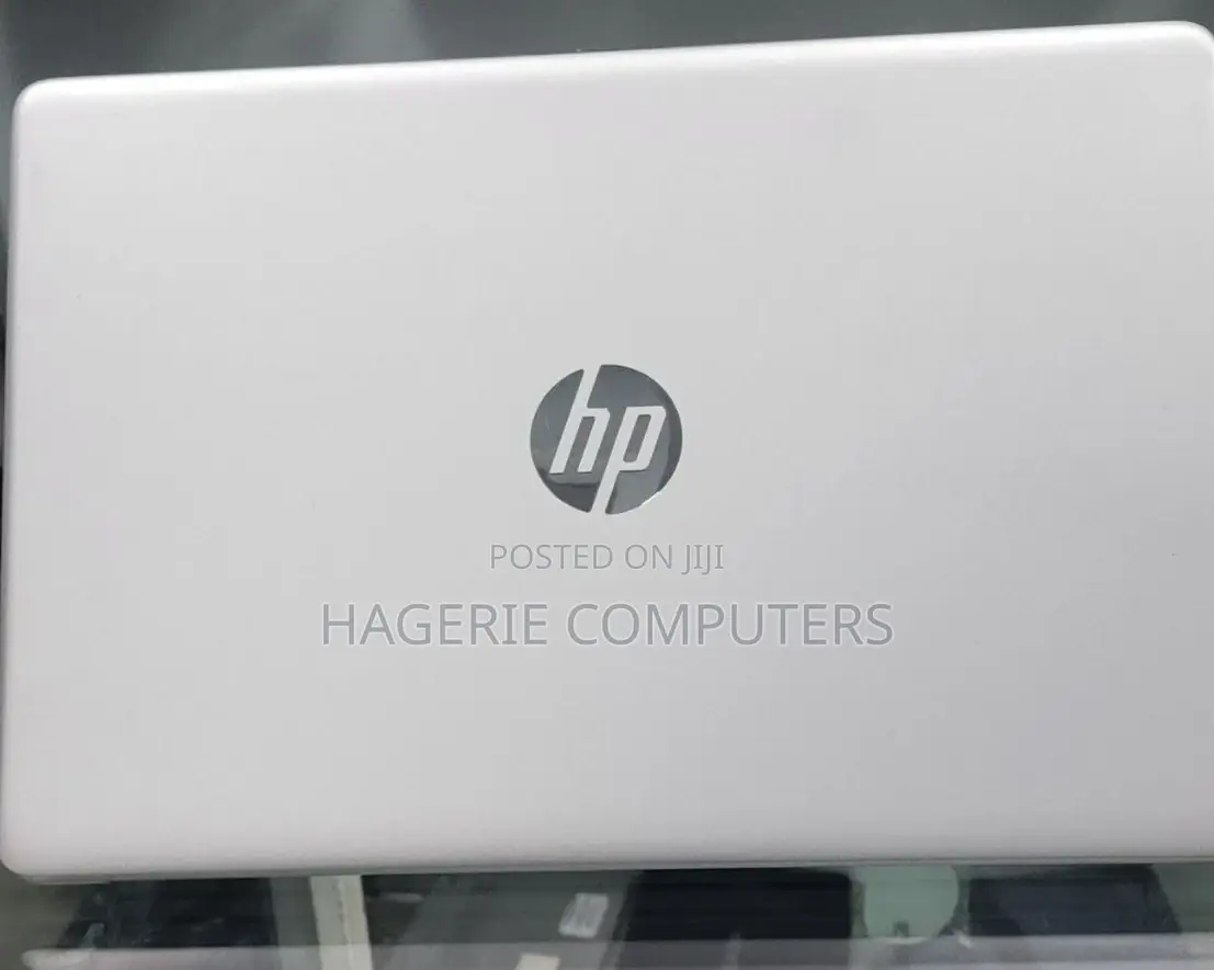 New Laptop HP Stream Notebook 8GB Intel Core I7 HDD 1T