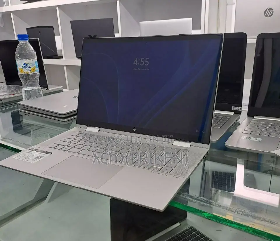 New Laptop HP Envy X360 8GB Intel Core I5 SSD 256GB