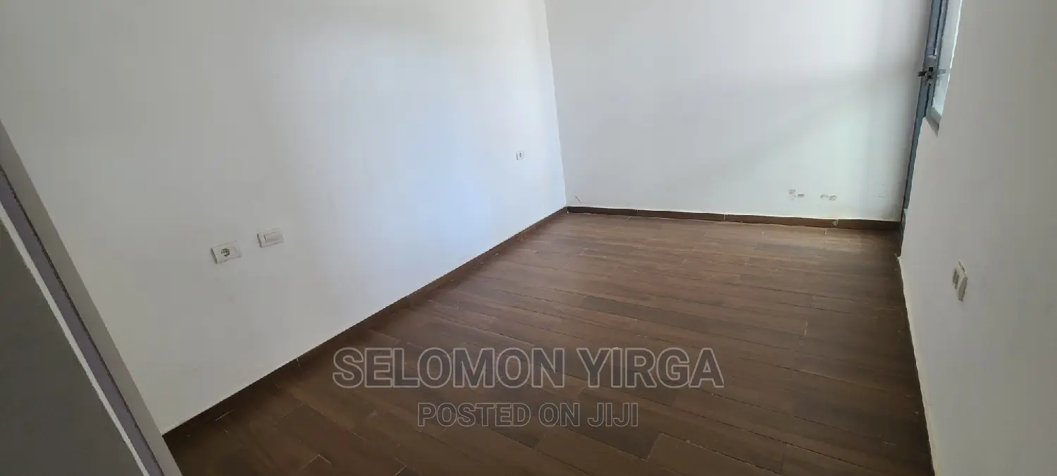 3bdrm Apartment in አድስ አበባ, Bole for rent
