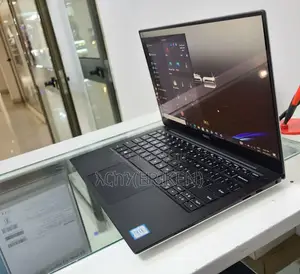 New Laptop Dell XPS 13 9370 16GB Intel Core I7 SSD 512GB