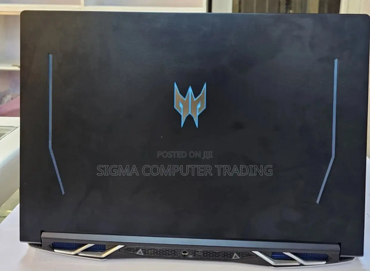 New Laptop Acer Predator Helios 300 16GB Intel Core I9 SSD 512GB