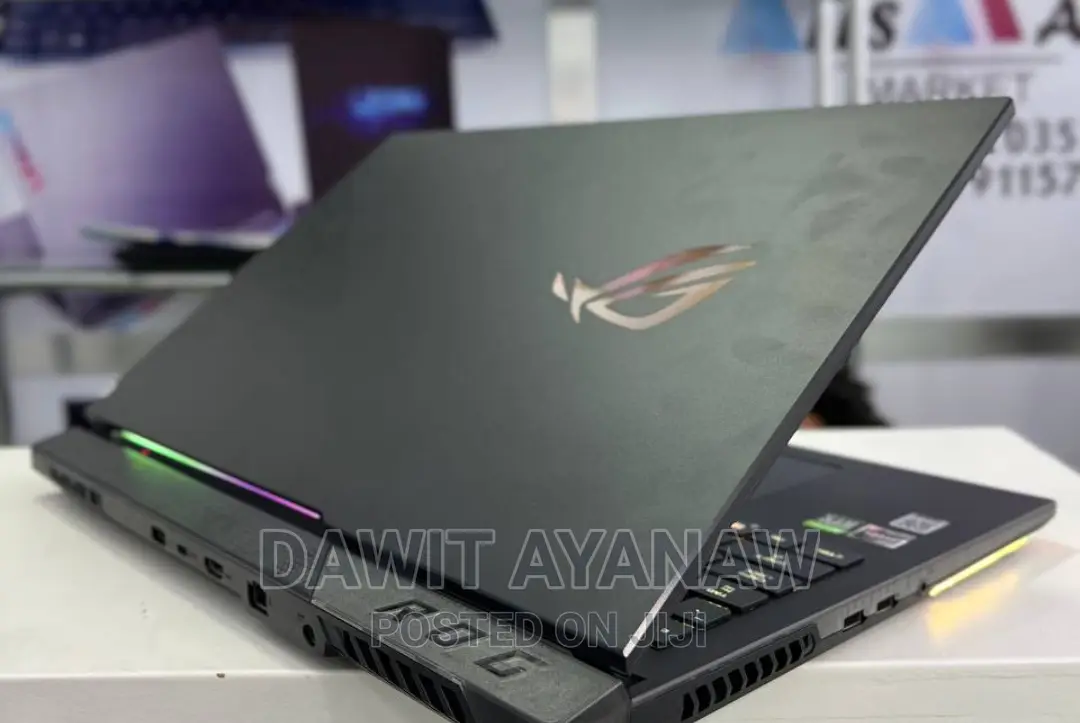 New Laptop HP 32GB AMD Ryzen 9 SSD 1T