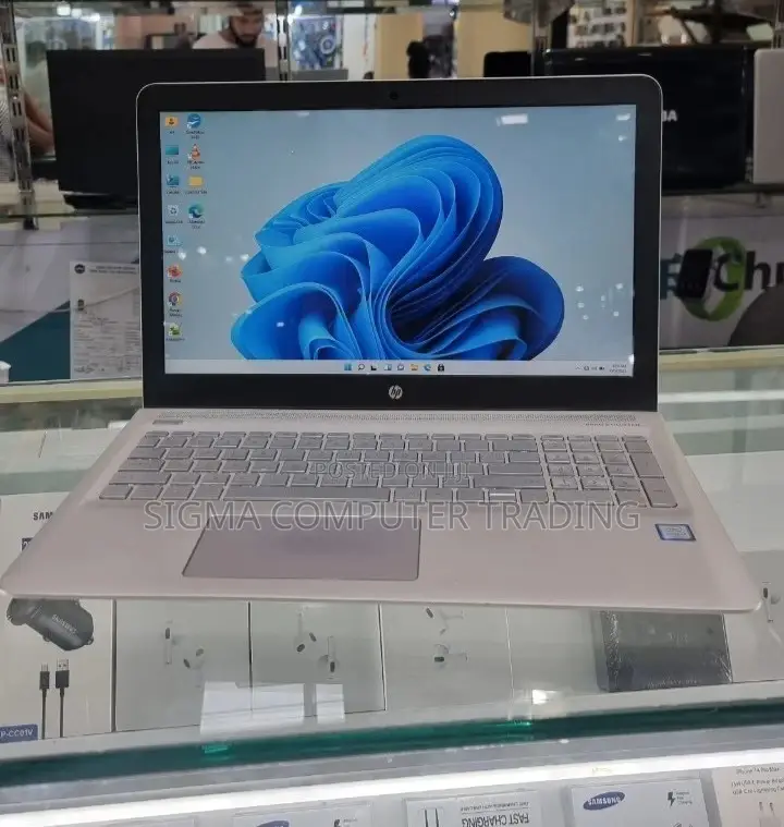 New Laptop HP Envy 15 12GB Intel Core I7 SSD 256GB