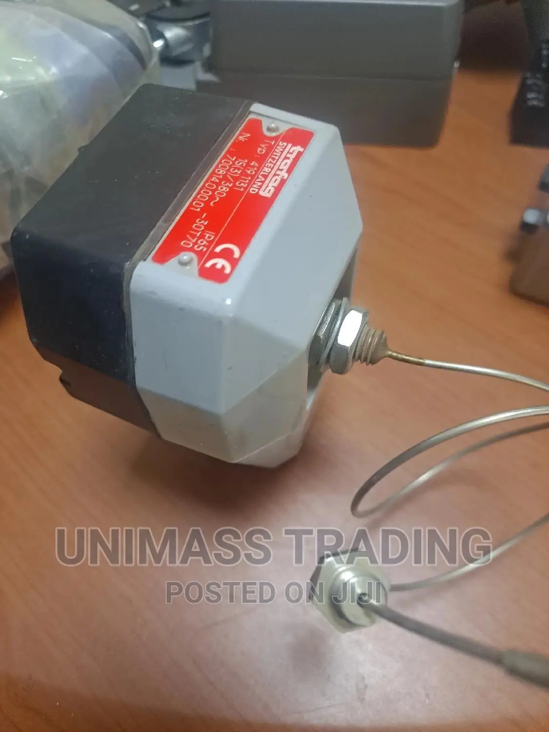 Thermostat Up to 120 Deg Cel