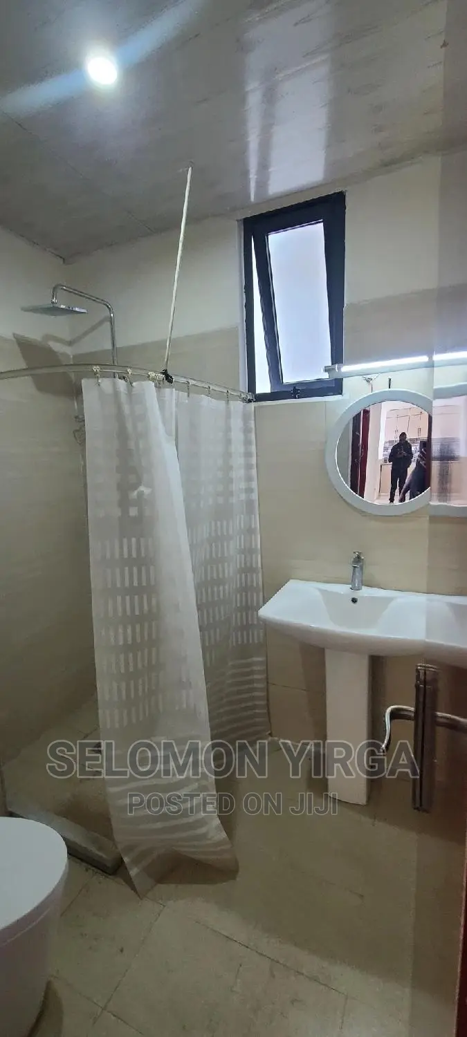 3bdrm Apartment in አድስ አበባ, Bole for rent