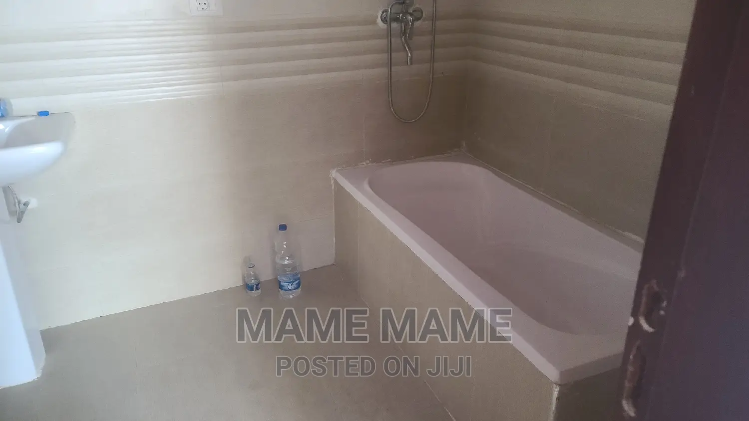 3bdrm Apartment in Addis Abeba, Bole for rent