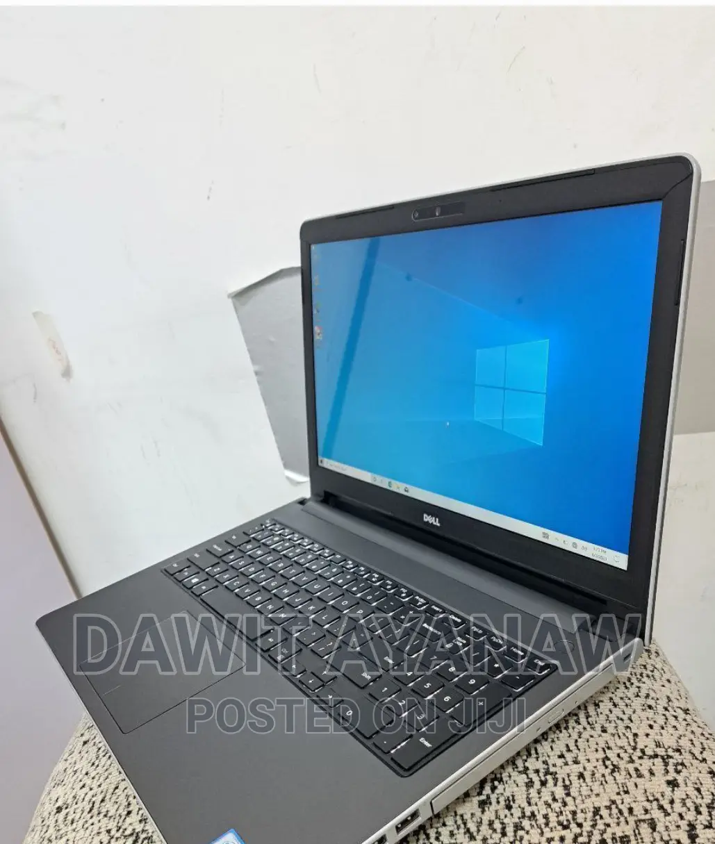 New Laptop Dell 8GB Intel Core I5 SSD 256GB