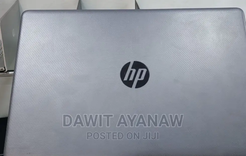 New Laptop HP 8GB Intel Core I3 SSD 256GB