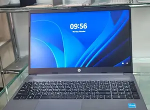 New Laptop HP 8GB Intel Core I3 SSD 256GB