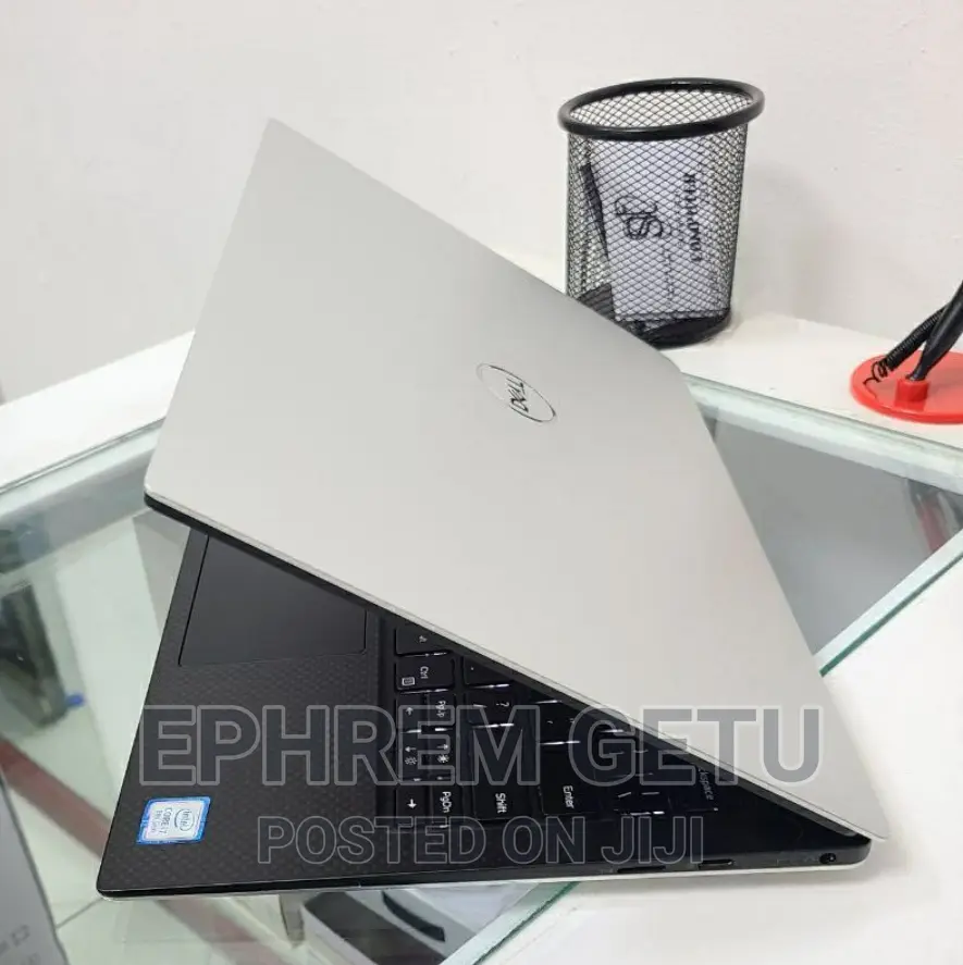 New Laptop Dell XPS 13 16GB Intel Core I7 SSD 512GB