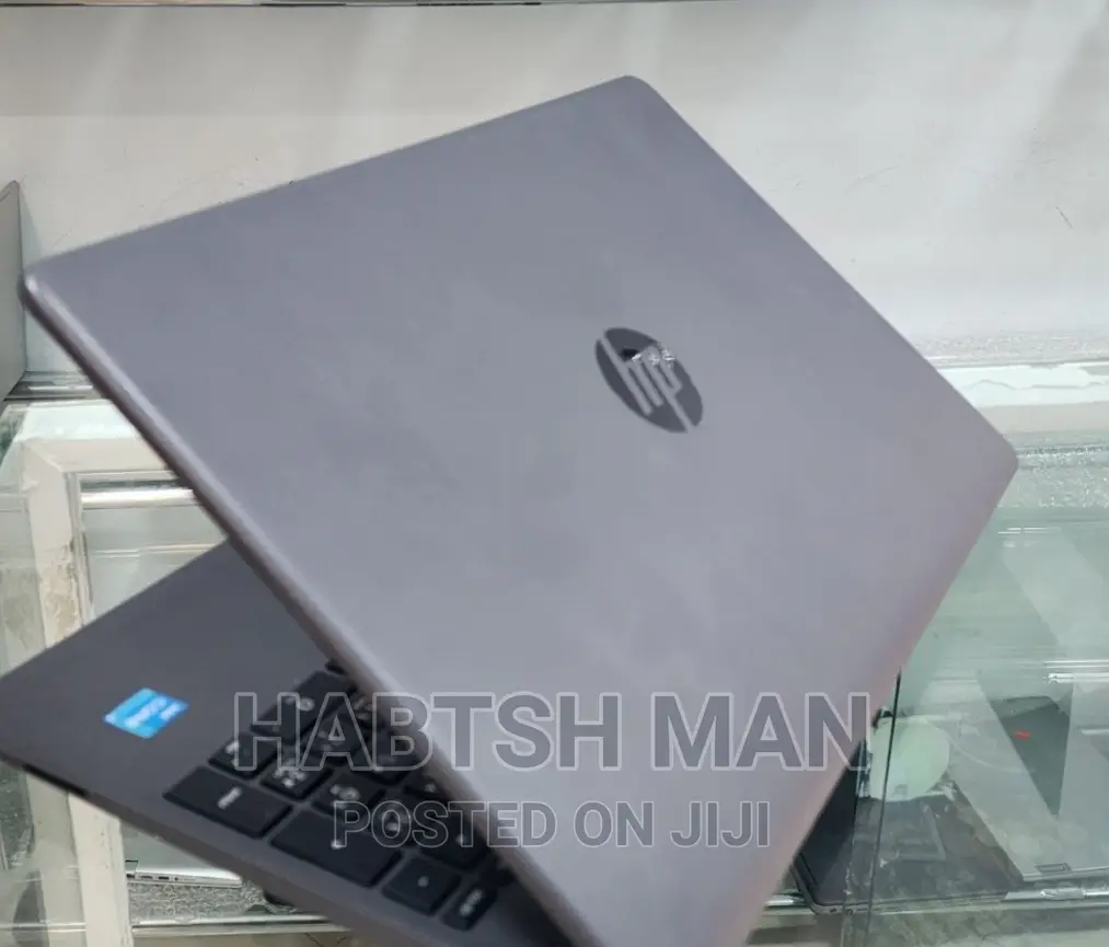 New Laptop HP Stream Notebook 8GB Intel Core I3 SSD 256GB