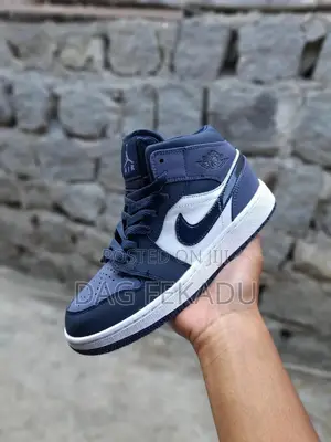 Photo - Air Jordan 1