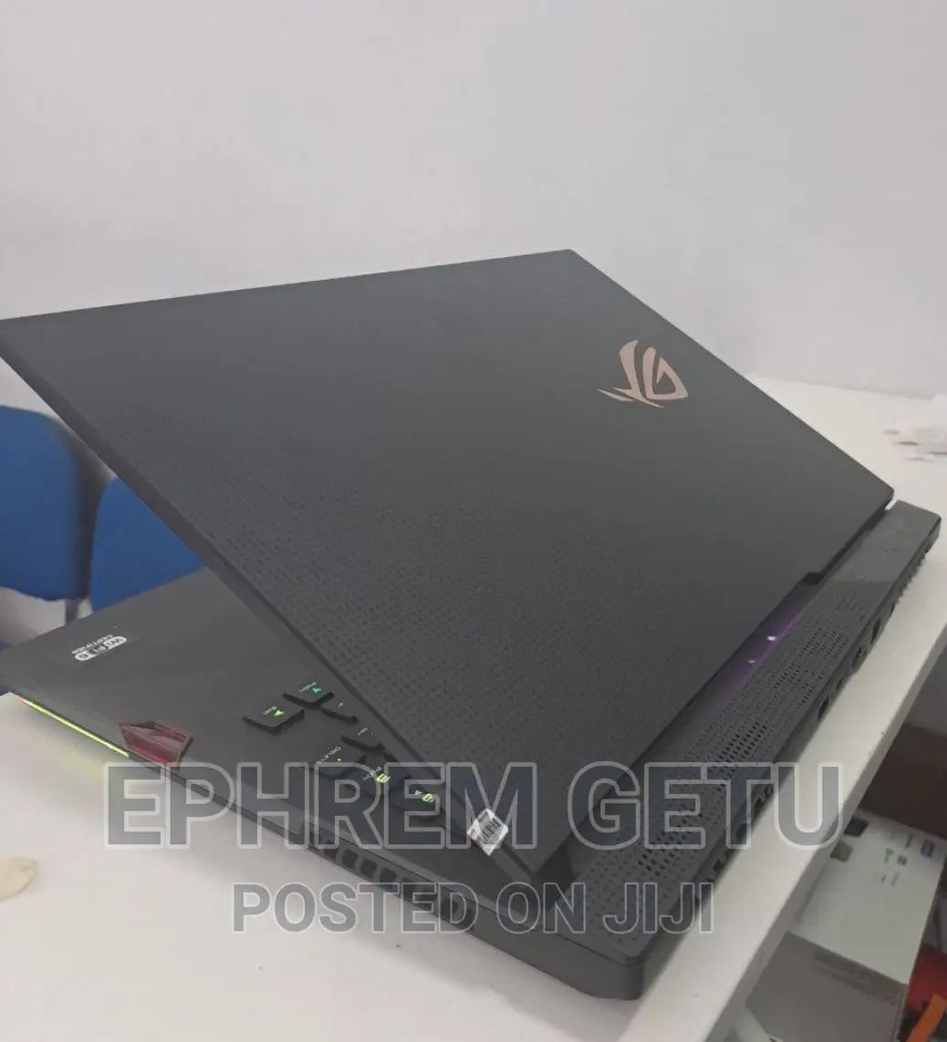 New Laptop Asus ROG G703 32GB AMD Ryzen 9 SSD 1T