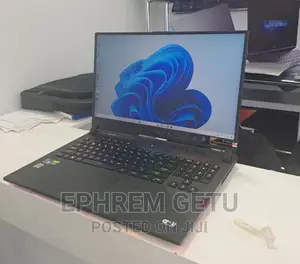 New Laptop Asus ROG G703 32GB AMD Ryzen 9 SSD 1T