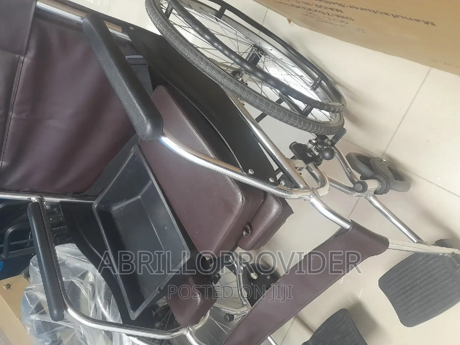 Commode Used Wheelchair/Wheelchair/Toiletwheechair/Chair