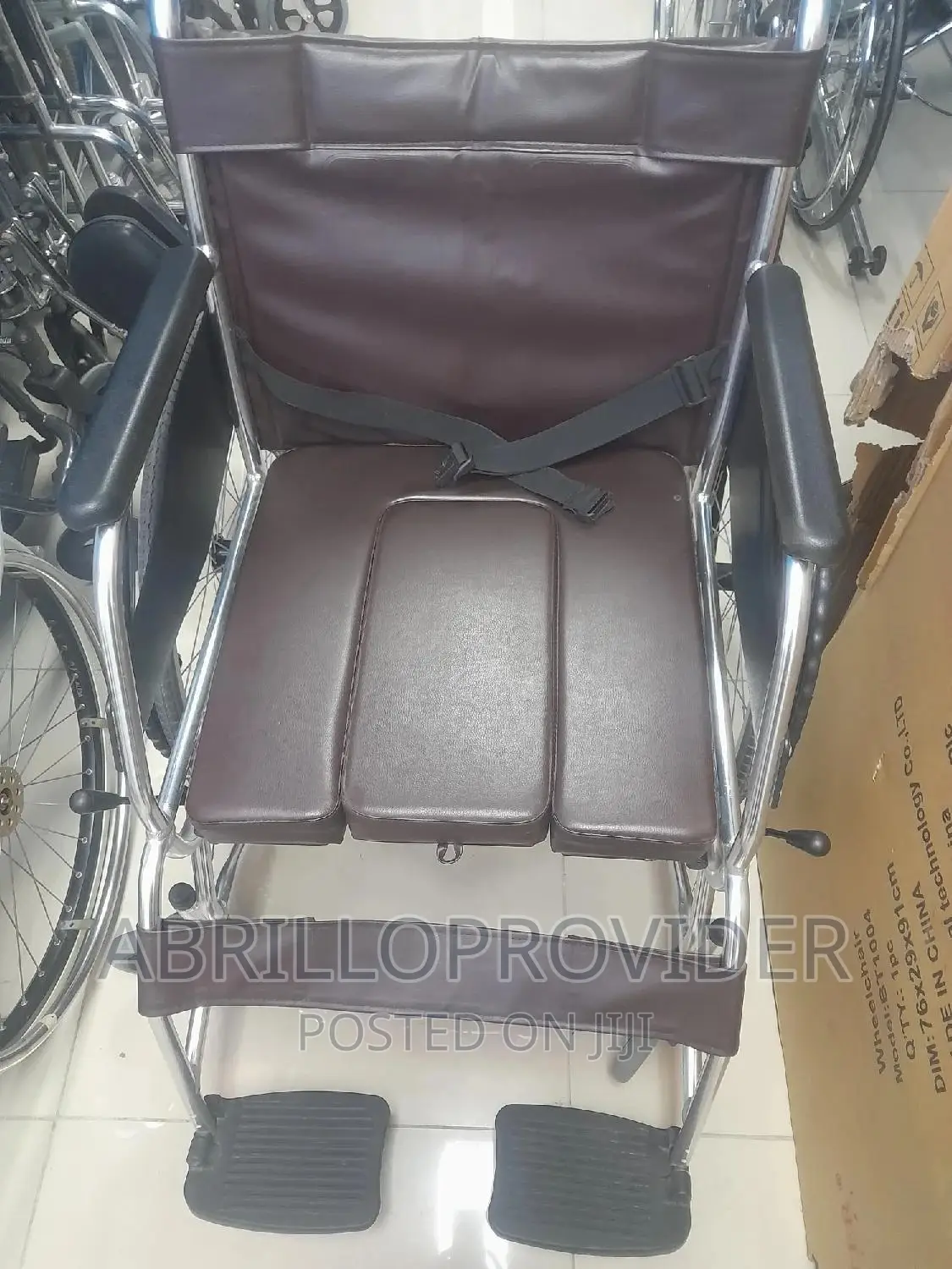 Commode Used Wheelchair/Wheelchair/Toiletwheechair/Chair