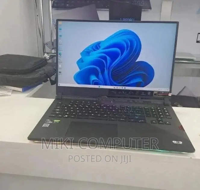 New Laptop Asus ROG Strix G15 32GB AMD Ryzen 9 SSD 1T