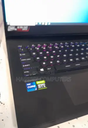 New Laptop MSI GP75 Leopard 16GB Intel Core I7 SSD 1T