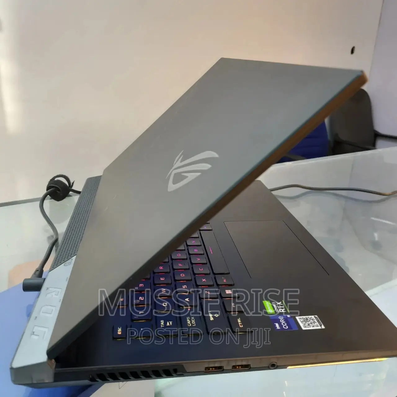 New Laptop Asus ROG Strix SCAR Edition 32GB Intel Core I9 SSD 1T