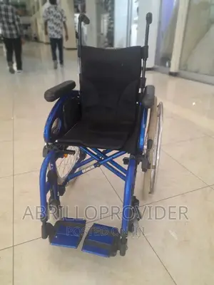 Kids Wheelchair/Small Types Whelchair/ Foldable Wheelchair