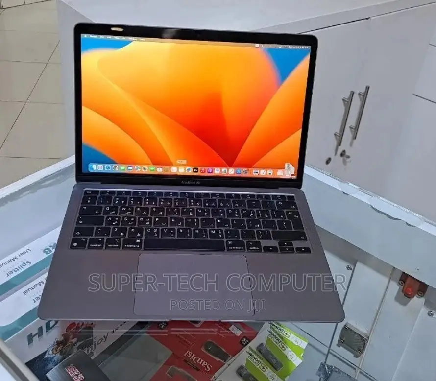 New Laptop Apple MacBook Air 2020 M1 8GB Apple M1 SSD 256GB