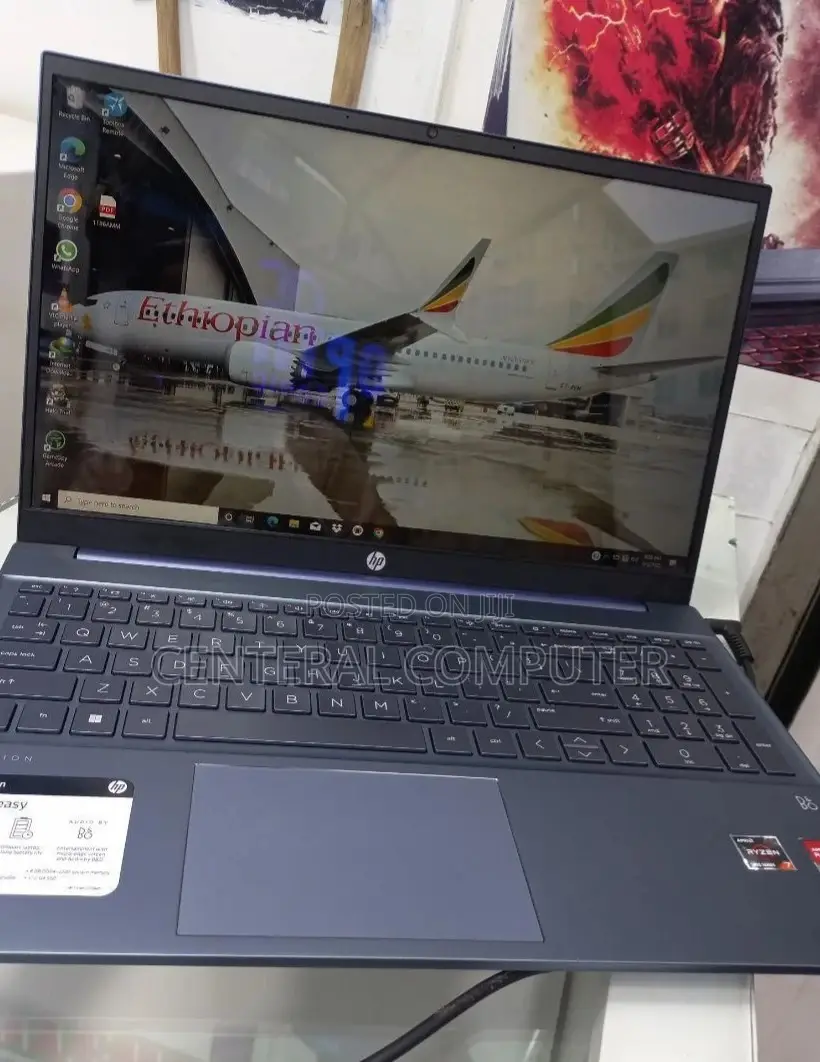New Laptop HP Pavilion 15 8GB AMD Ryzen 5 SSD 512GB