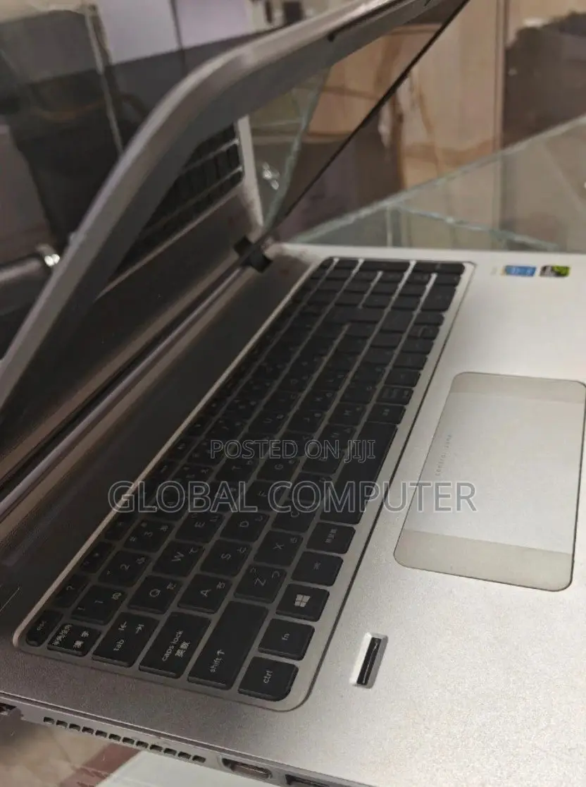 New Laptop HP Envy Dv4 8GB Intel Core I5 SSD 512GB