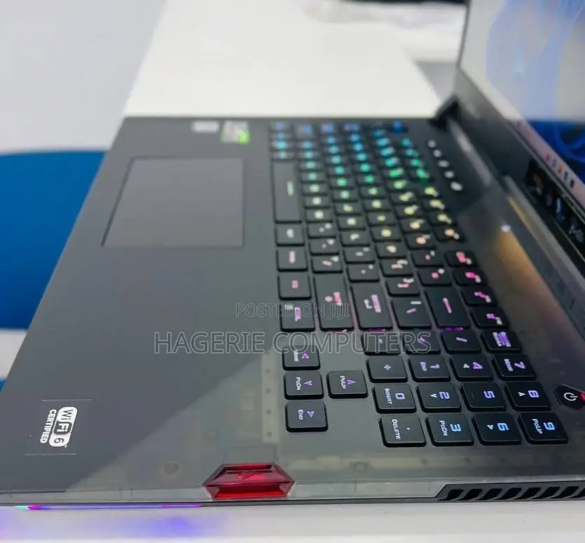 New Laptop HP Omen 17 32GB AMD Ryzen 9 SSD 1T