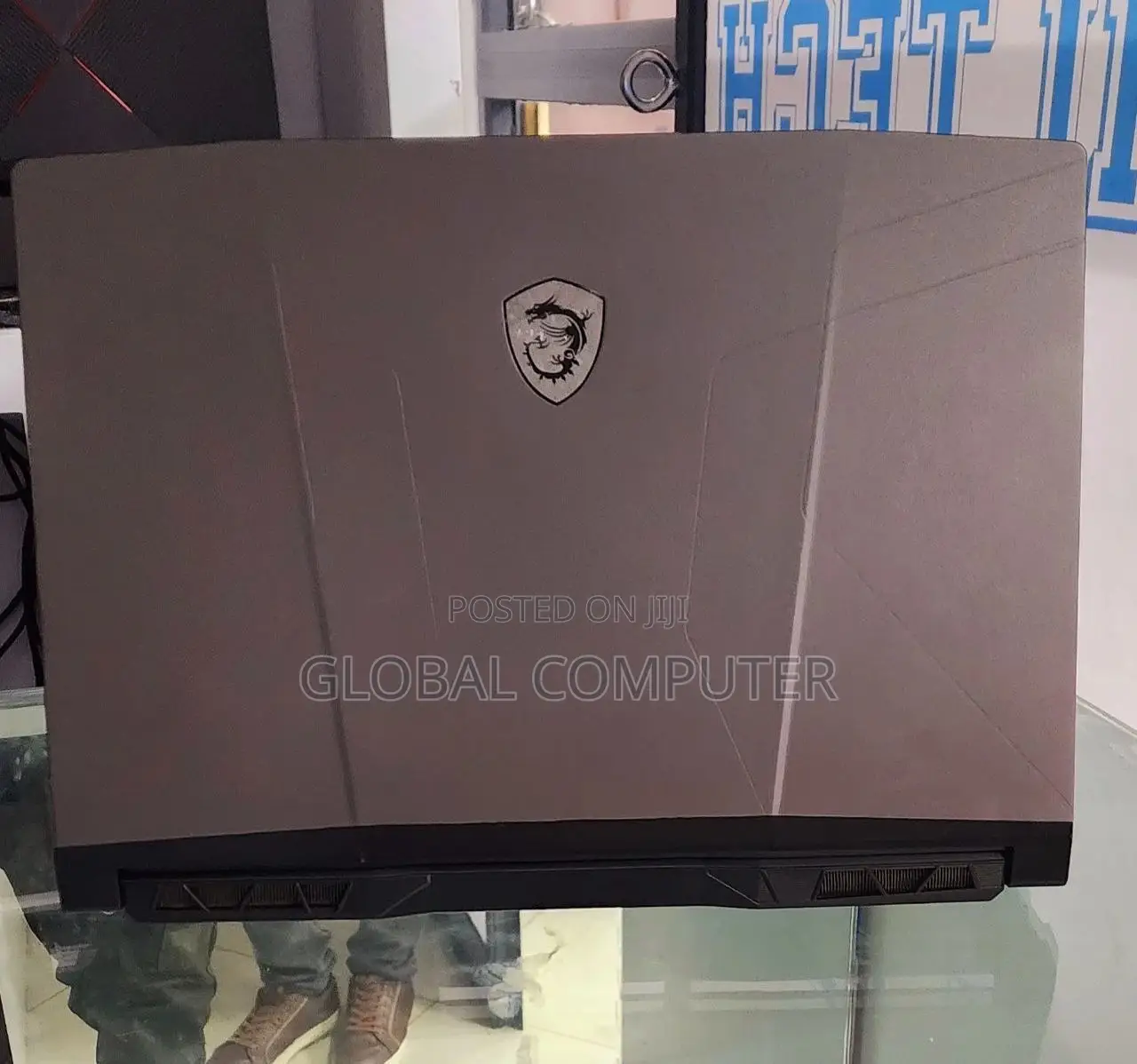 New Laptop MSI Pulse GL66 8GB Intel Core I7 SSD 512GB