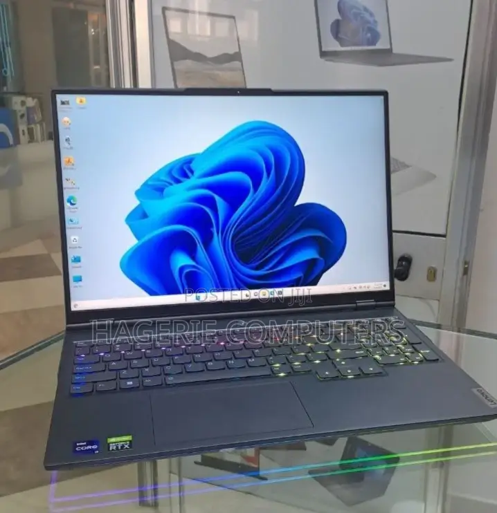 New Laptop Lenovo Legion Y730 16GB Intel Core I9 SSD 1T