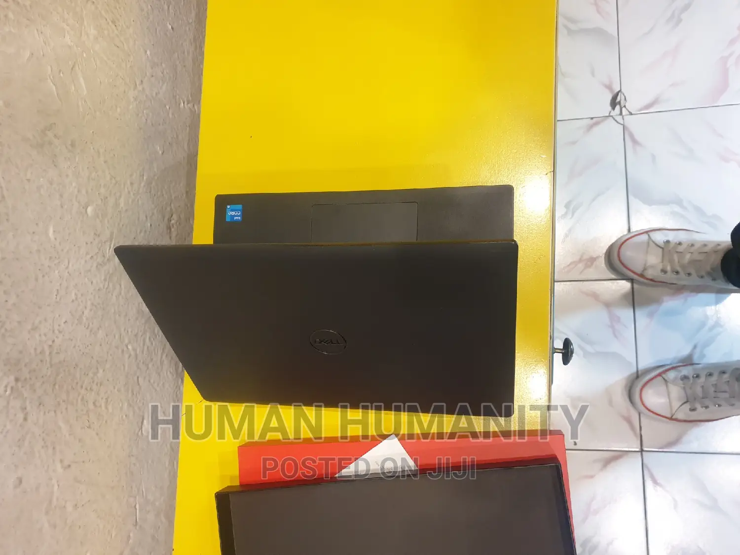 New Laptop Dell Inspiron 13 5000 8GB Intel Core I5 SSD 512GB