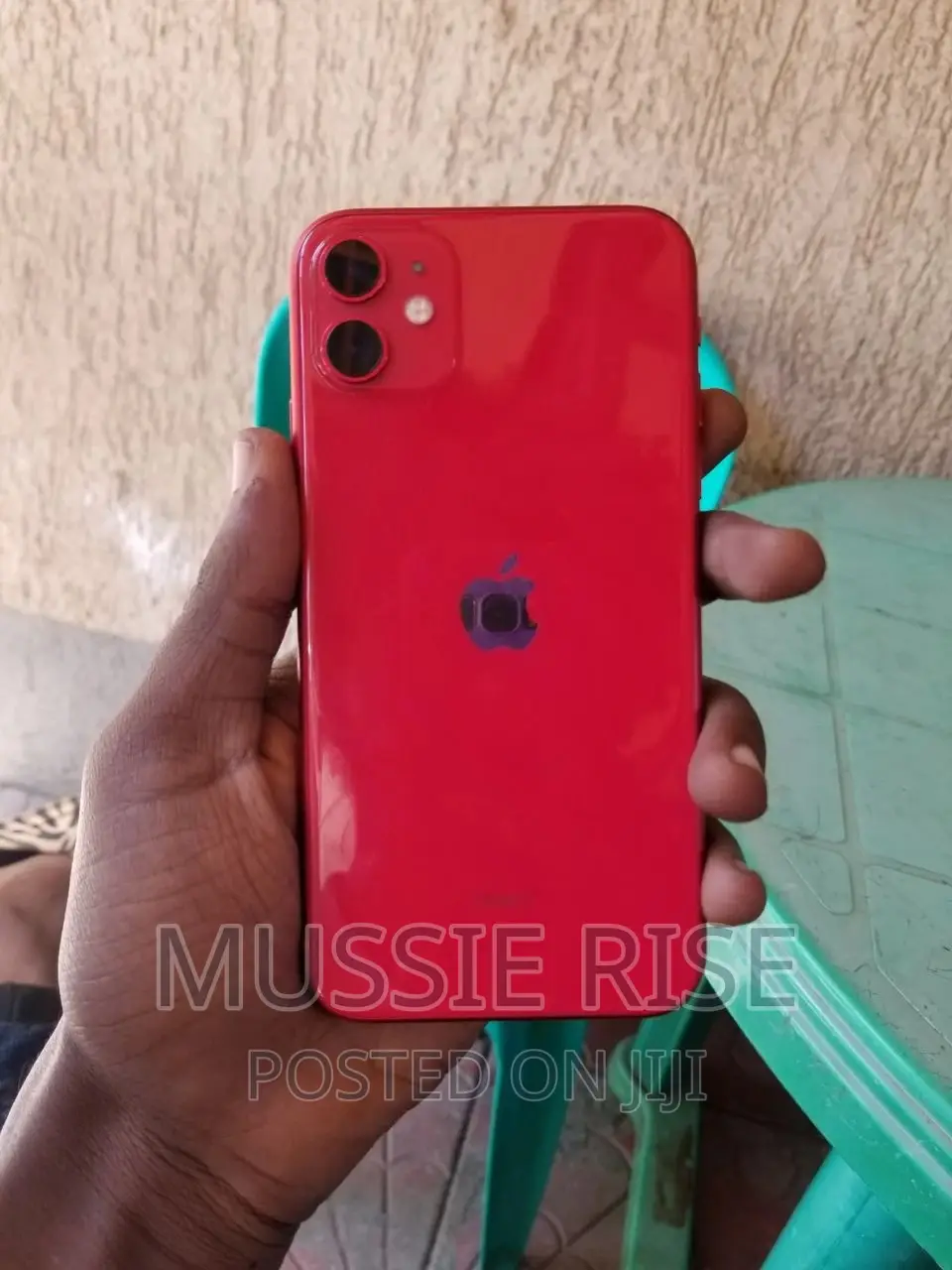 Apple iPhone 11 64 GB Red