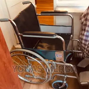 Foldable Design Wheelchair Strong Toughnes High Load Bearing