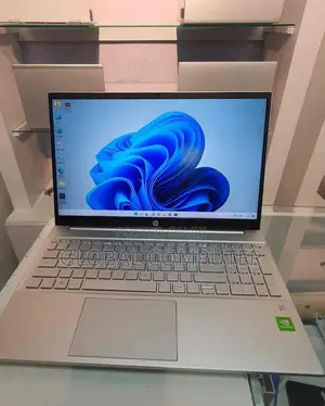 Photo - New Laptop HP Pavilion G7 8GB Intel Core I7 SSD 512GB