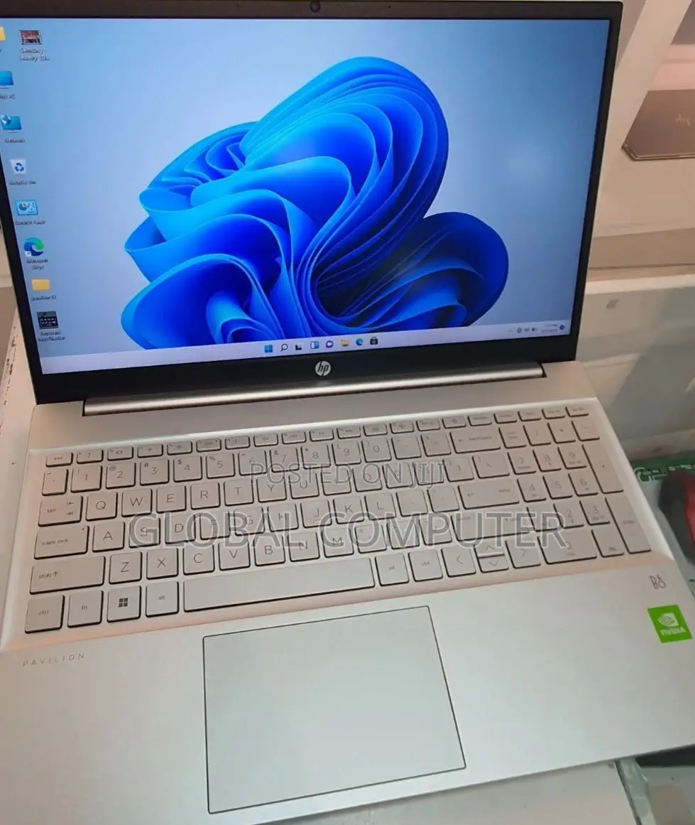 New Laptop HP Pavilion G7 8GB Intel Core I7 SSD 512GB