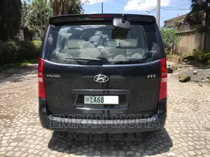 Toyota Land Cruiser 2004 Silver