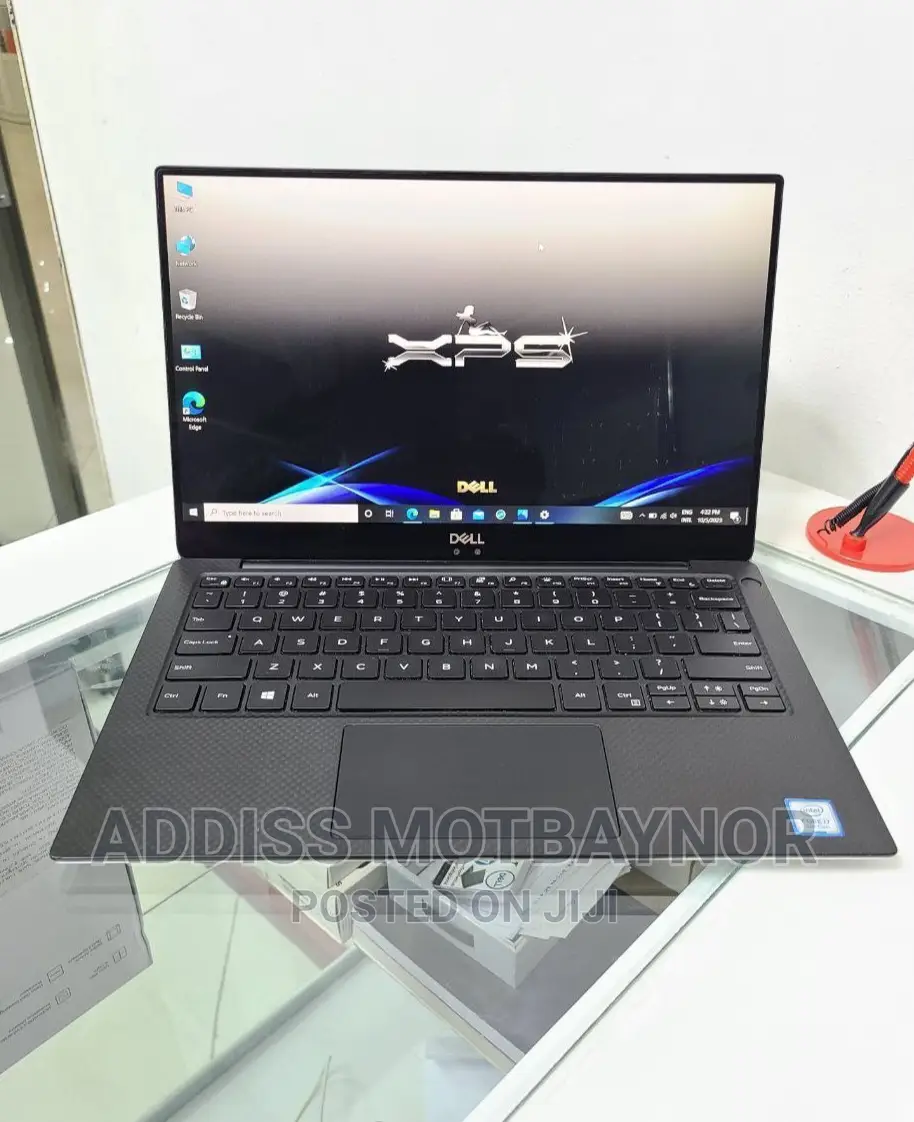 New Laptop Dell XPS 15 8GB Intel Core I7 SSD 512GB