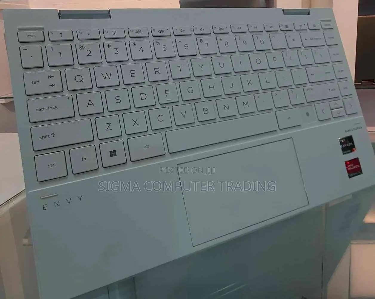 New Laptop HP Envy X360 8GB AMD Ryzen 5 SSD 512GB