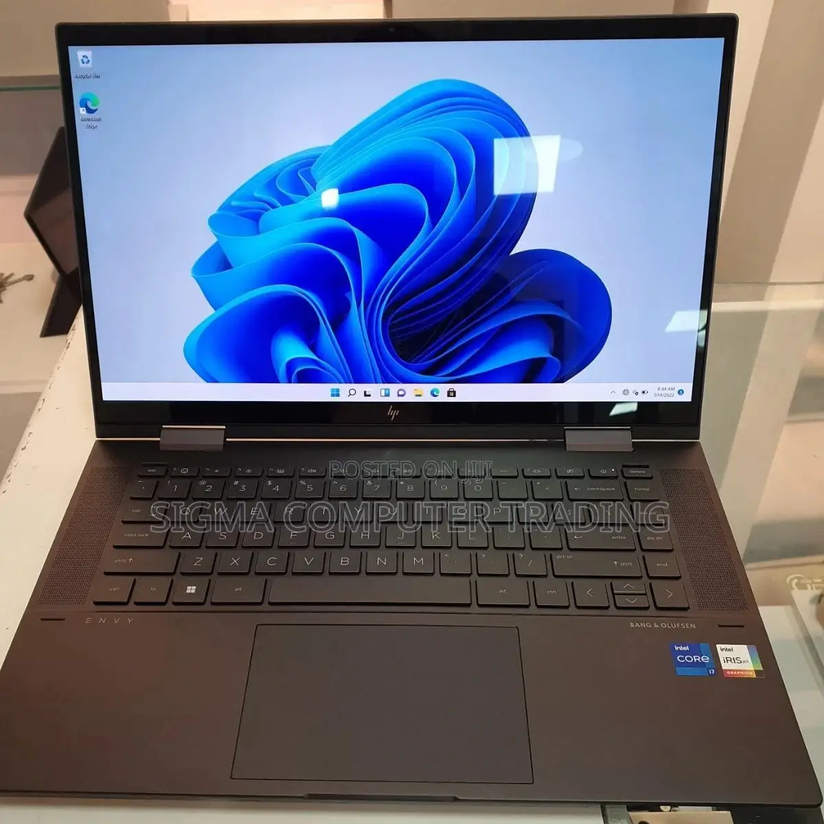 New Laptop HP Envy X360 8GB AMD Ryzen 7 SSD 512GB