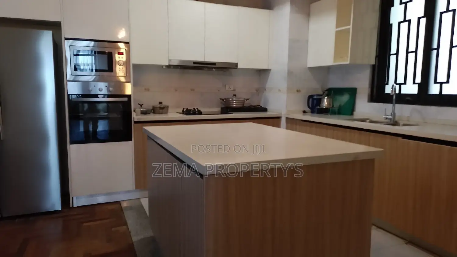 Furnished 4bdrm Penthouse in Zema, Bole for rent