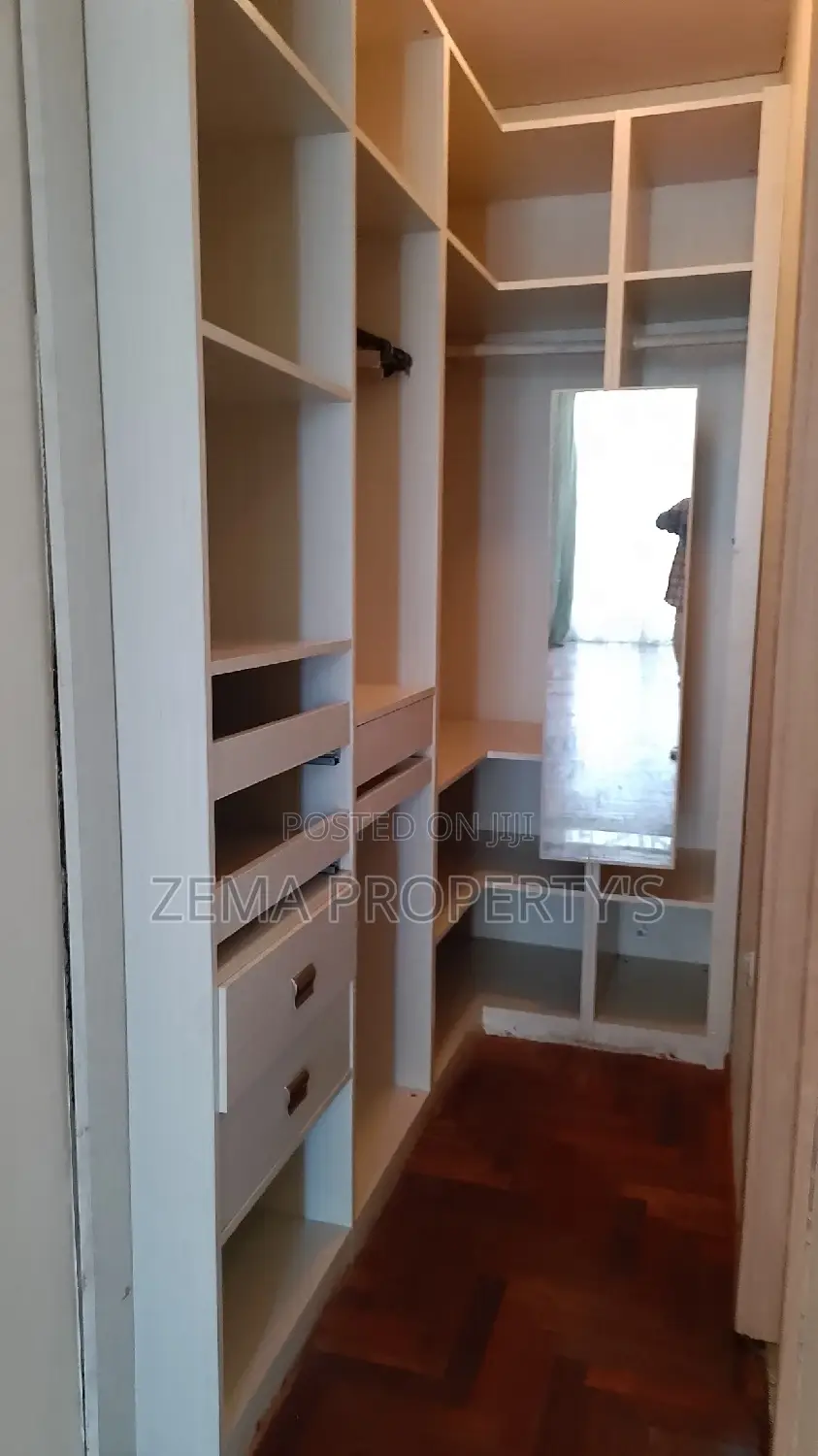 Furnished 4bdrm Penthouse in Zema, Bole for rent