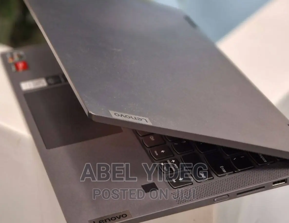 New Laptop Lenovo Flex 5 16GB AMD Ryzen 7 SSD 512GB