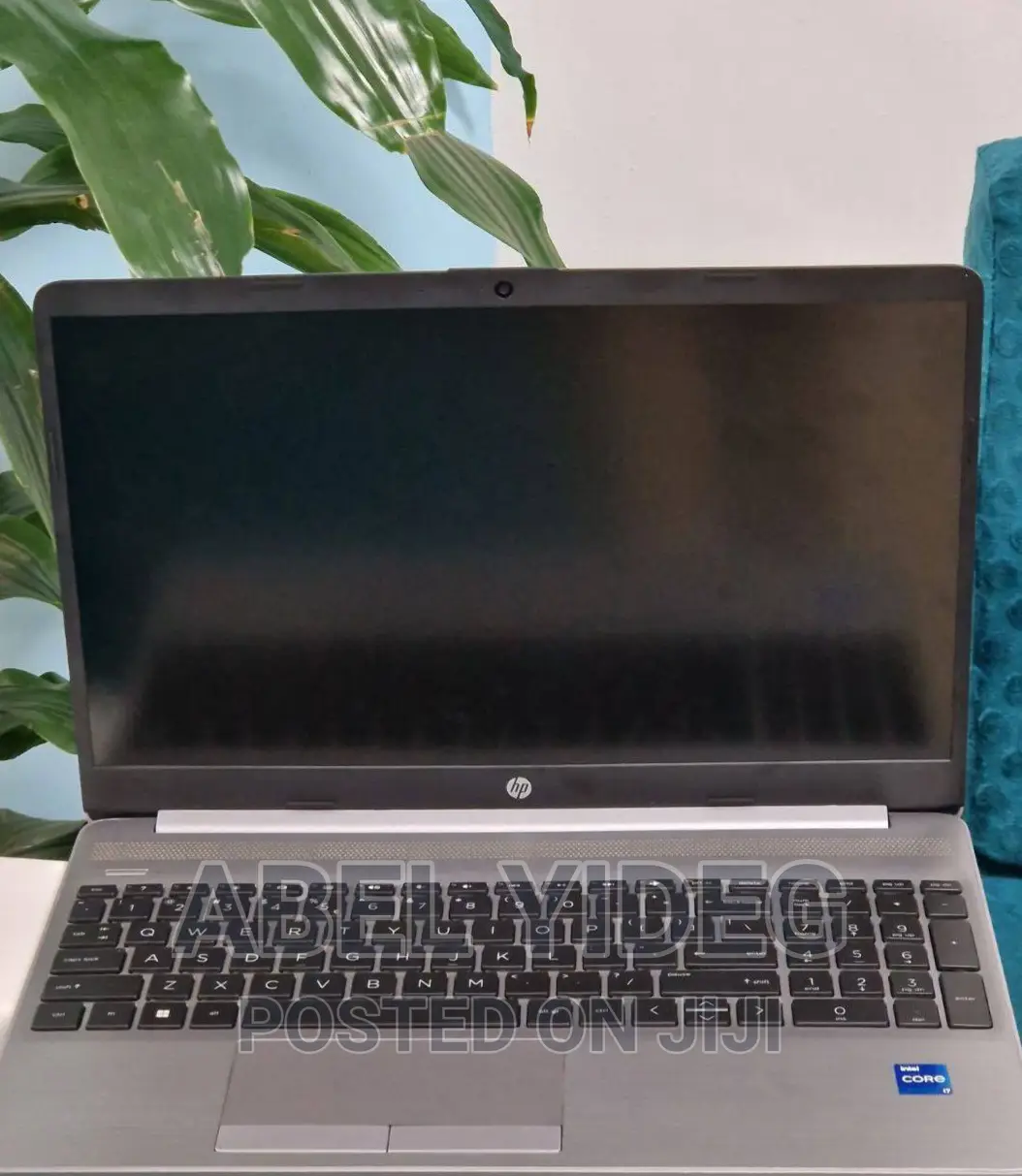 New Laptop HP Stream Notebook 8GB Intel Core I7 SSD 1T