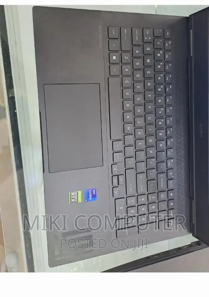 New Laptop HP Omen 15 16GB Intel Core I9 SSD 1T
