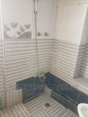 3bdrm Condo in የካ አባዶ ኮንዶሚኒየም, Yeka for sale