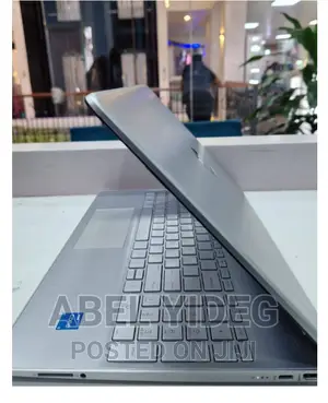 New Laptop HP 8GB Intel Core I3 SSD 512GB